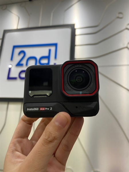 Camera Insta 360 ACE Pro 2 - Màu đen - Ngoại hình: 98% - Kèm sạc + 1 pin