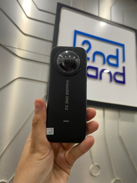 Camera Insta 360 One X2 - Màu đen - Ngoại hình: 98% - Body - Kèm 1 pin + 1 thẻ nhớ 64GB