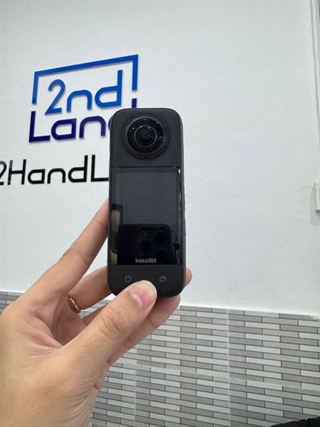 Camera Insta 360 X3 - bản đơn - Màu đen - Ngoại hình 97.5% - Xước kính nhẹ, pin phồng nhẹ - Box 1