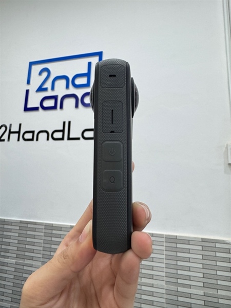 Camera Insta 360 X3 - bản đơn - Màu đen - Ngoại hình 97.5% - Xước kính nhẹ, pin phồng nhẹ - Box 2