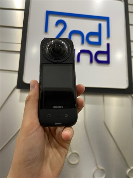 Camera Insta 360 X3 - Màu đen - Ngoại hình: 98% - Kèm túi đựng + 1 pin