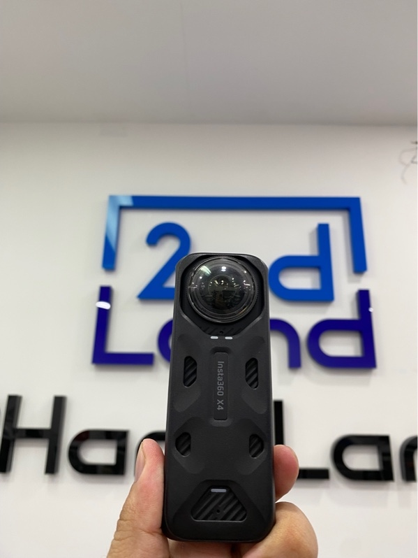Camera Insta 360 X4 - Bản đơn - Màu đen - Ngoại hình: 98% - FullBox