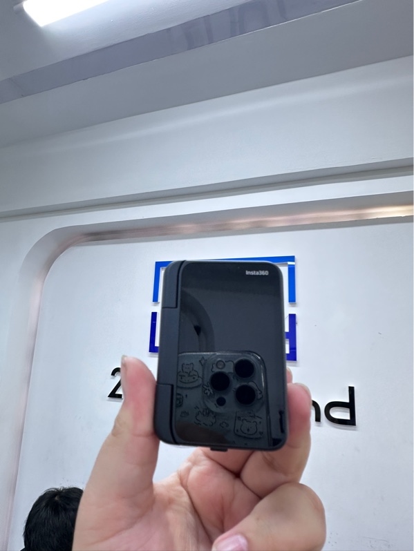Camera Insta360 GO Ultra - Màu đen - Ngoại hình 98% - Body