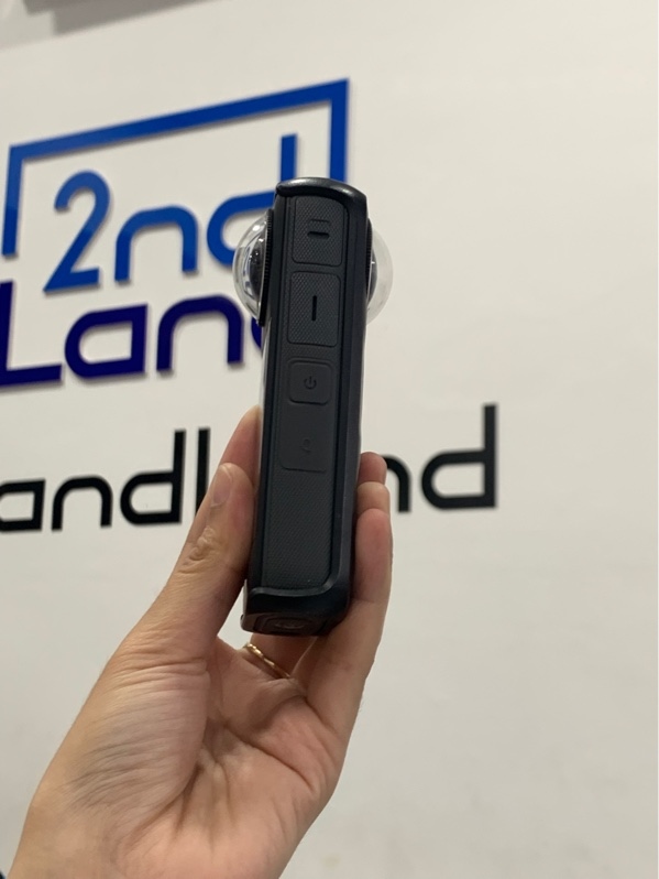 Camera Insta360 X4 đơn - Màu đen - Ngoại hình: 98% - Box kèm dock sạc + 2 pin