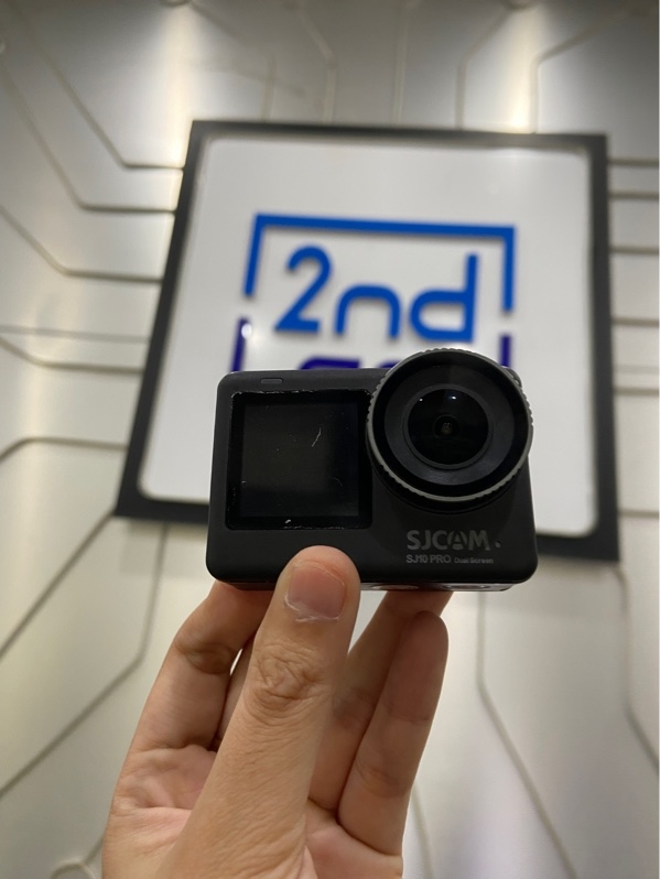 Camera SJCAM SJ10 Pro Dual Screen - Màu đen - Ngoại hình: 97.5% - Xước thân - Kèm 1 pin