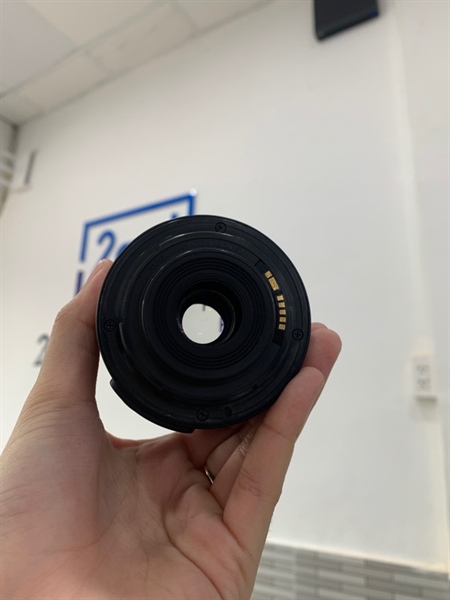 Canon EF-S 18-55mm - F/3.5-5.6 IS STM - Màu đen - Ngoại hình: 97% - Body 2