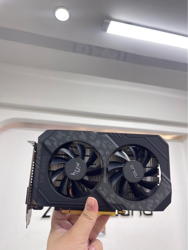 Card đồ hoạ VGA ASUS TUF Gaming GeForce GTX 1650 - 4GB GDDR6 - Màu đen - Ngoại hình 98% - Kèm box