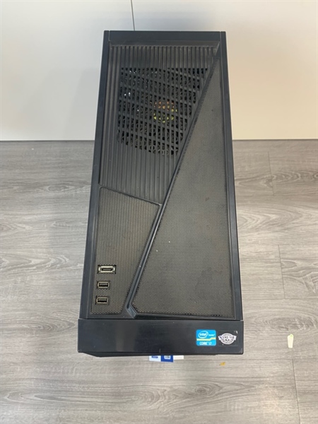 Case PC Chip i7-2600K - Ram 16GB - Nguồn Coolermaster 700W - Màu đen - Ngoại hình: 97% - Body 1