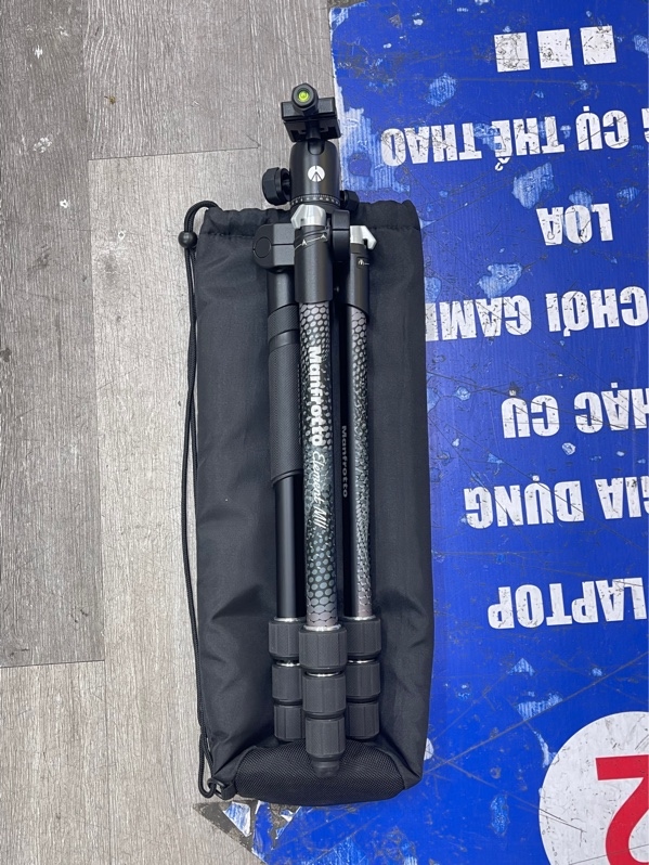 Chân máy ảnh tripod Manfrotto Element MII Aluminum Tripod with Ball Head - Màu xanh đen - Ngoại hình 98% - Thiếu đế cài nhanh - Kèm túi