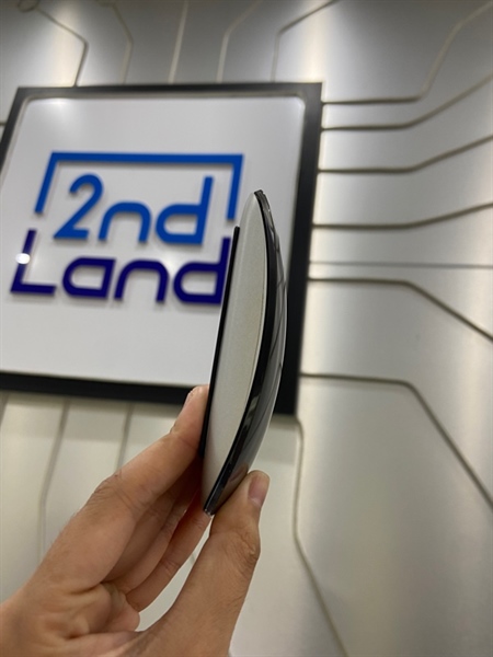 Chuột Apple Magic Mouse 2 - Màu đen - Ngoại hình: 98% - Trầy viền nhẹ - Body 1