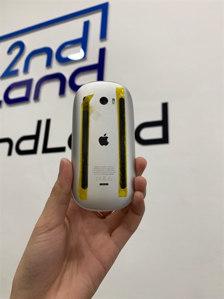 Chuột Apple Magic Mouse 2 - Màu trắng - Ngoại hình: 97% - Xước dăm - Body 2