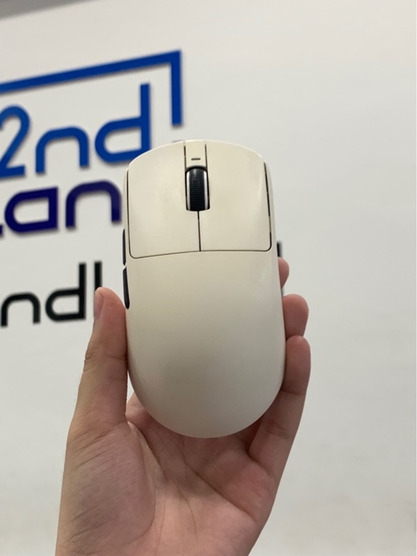 Chuột ATK VXE R1 SE - 3 mode - Màu trắng - Ngoại hình: 97% - Body