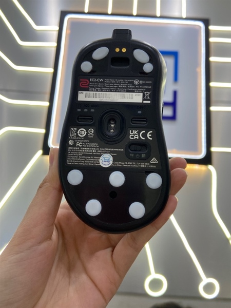 Chuột BenQ EC2-CW - 2 Mode (dây/2.4G) - Màu đen - Ngoại hình: 97% - FullBox 3