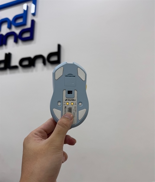 Chuột chơi game không dây Dareu EM901X RGB - 2 mode : Dây , receiver - Màu xanh trắng - Ngoại hình 97% - Kèm receiver + Dock sạc + Dây kết nối 2