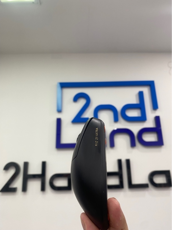 Chuột công thái học ATK Blazing Sky Z1 Ultra - 2 mode ( Dongle, Dây) - Màu đen - Ngoại hình: 97% - Xước, mất đệm cao su đế - Kèm Dongle