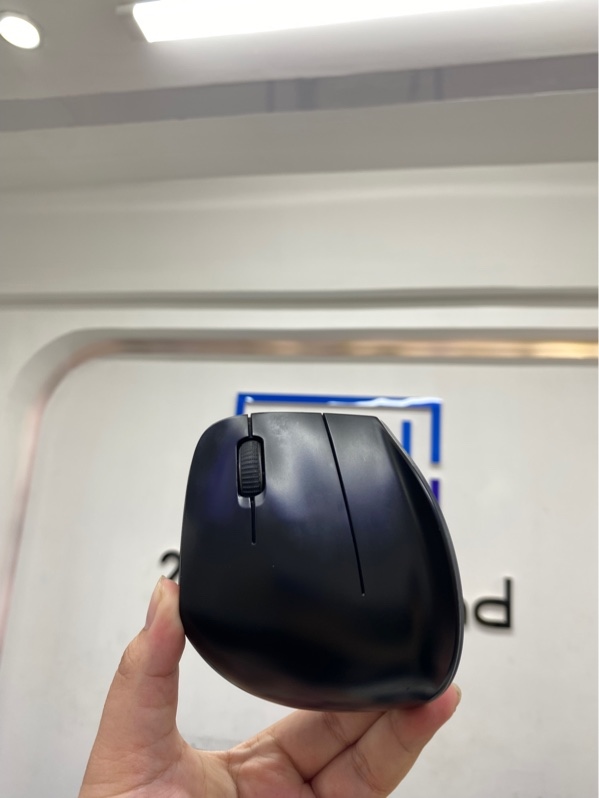 Chuột công thái học Razer Pro Click V2 Vertical Edition - 3mode ( 2.4/usb-c/bluetooth) - Màu đen - Ngoại hình 97% - Kèm dây usb -c, reciver
