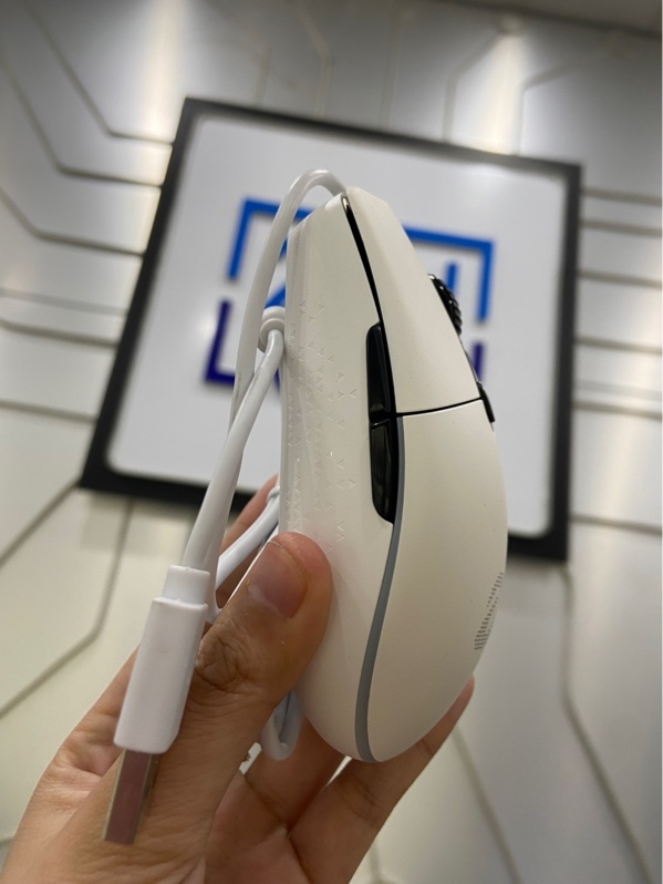 Chuột Dareu EM911 - Màu trắng - Ngoại hình: 97% - Body