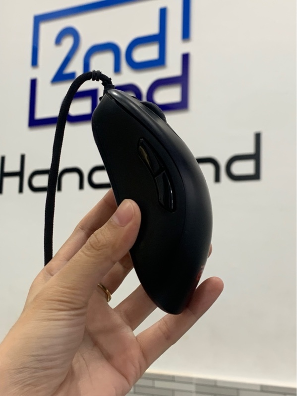 Chuột dây BenQ ZOWIE EC2-C - Màu đen - Ngoại hình 97% - Kèm box