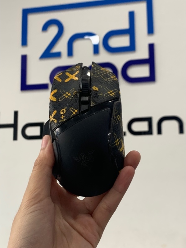 Chuột dây Razer basilisk v3 - Màu đen - Ngoại hình: 96% - Dán griptape - Body