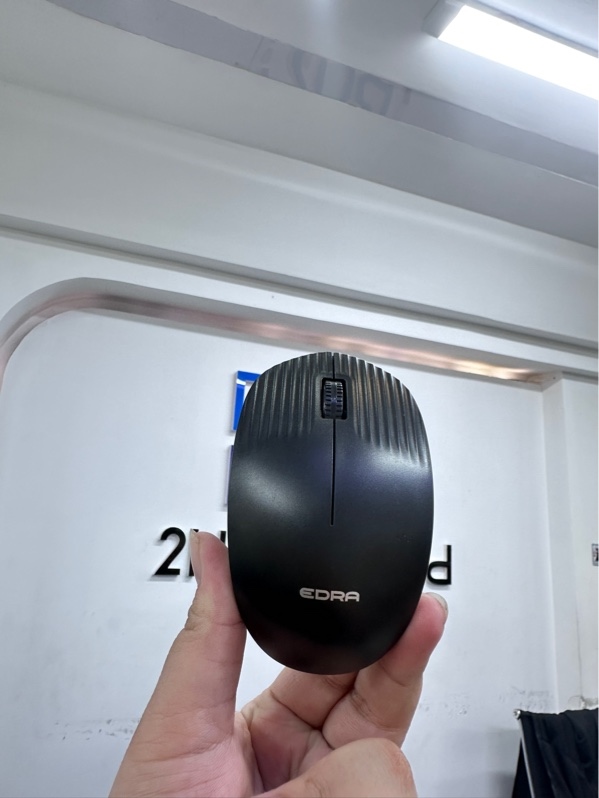 Chuột Edra Em608W - Màu đen - Ngoại hình 97.5% - Kèm box