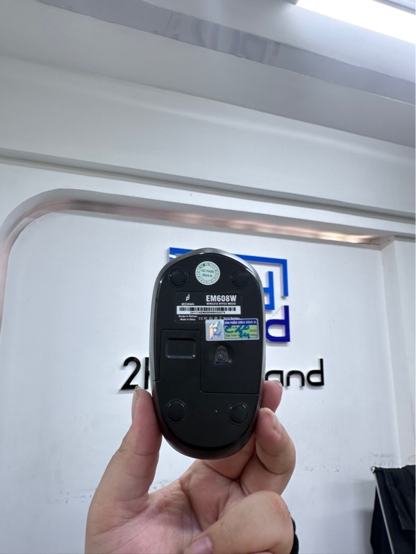 Chuột Edra Em608W - Màu đen - Ngoại hình 97.5% - Kèm box