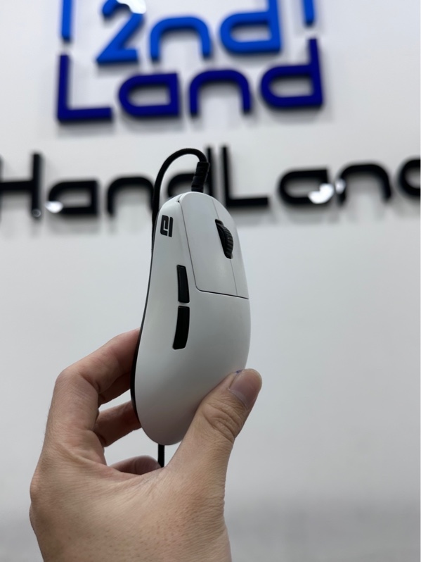Chuột Endgame Gear OP1 8Khz - 1 mode : dây - Màu trắng - Ngoại hình 98% - Body