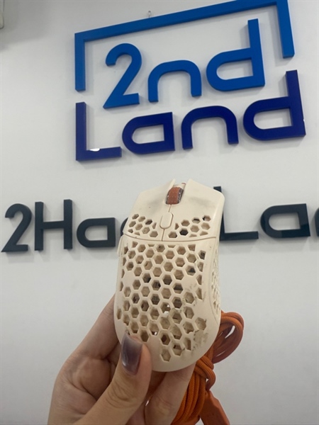 Chuột Final Mouse Ultralight2 - 1 mode dây - Màu kem - Ngoại hình xấu - Dơ , mòn feet - Body
