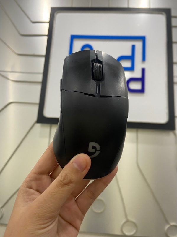 Chuột Fuhlen G Series D90SV3 - 3 mode kết nối - Màu đen - Ngoại hình: 97% - Kèm dây + receiver