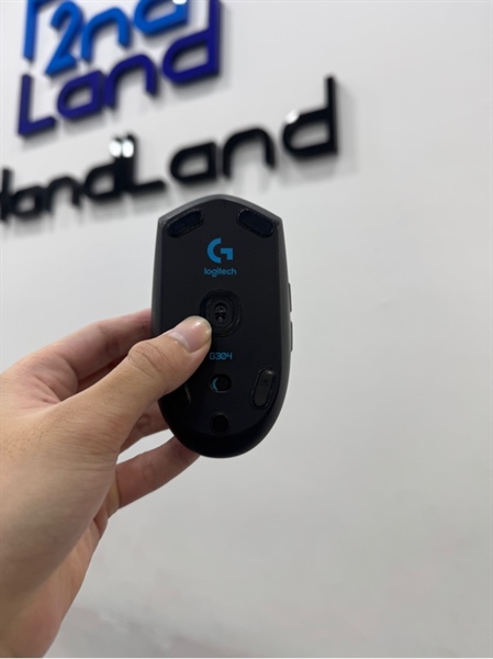 Chuột Gaming không dây Logitech G304 Lightspeed - 1 mode: receiver - Màu đen - Ngoại hình 97% - Kèm receiver 2