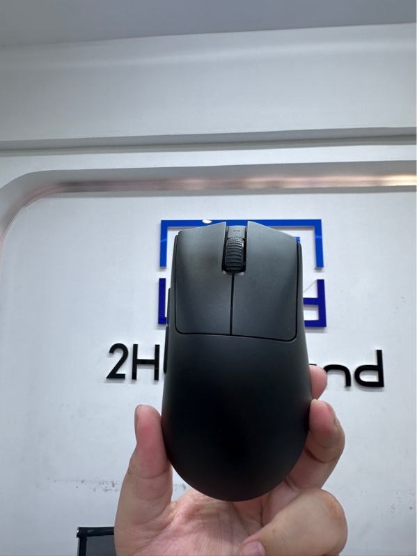 Chuột gaming không dây Razer DeathAdder V3 Pro - 2mode 2.4/ dây - Màu đen - Ngoại hình 98.5% - Fullbox