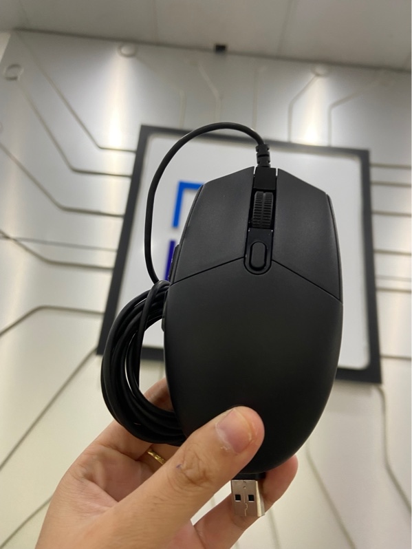 Chuột gaming Logitech G102 gen 2 Lightsync - Màu đen - Ngoại hình: 97% - Xước - Body