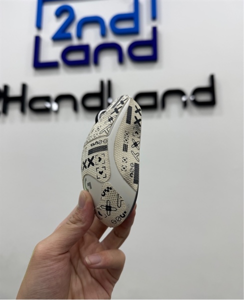 Chuột Gaming Logitech Pro X Superlight 2 Lightspeed - 2 mode : dây , receiver - Màu trắng - Ngoại hình 97% - Dán skin - Box + Receiver 2