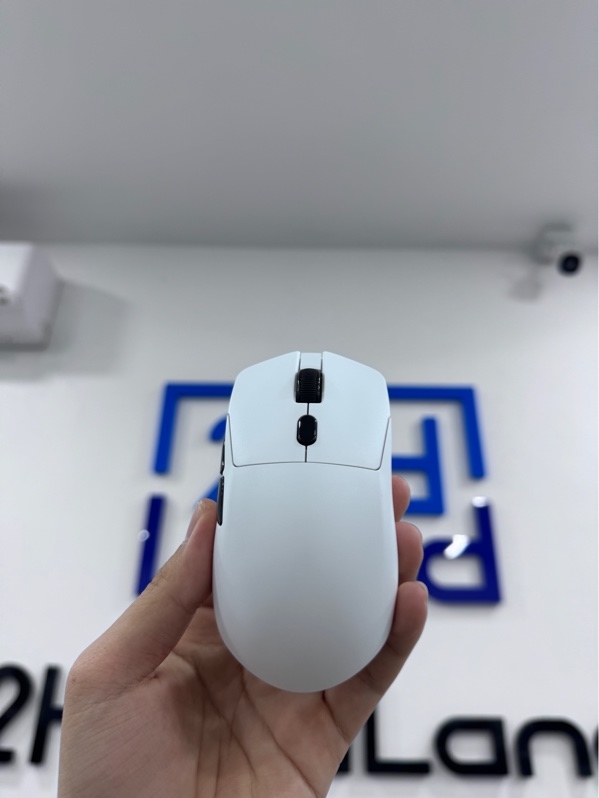 Chuột gaming Smailwolf M3+ - 3 mode - Màu trắng - Ngoại hình 99% - Có đế sạc - New open box