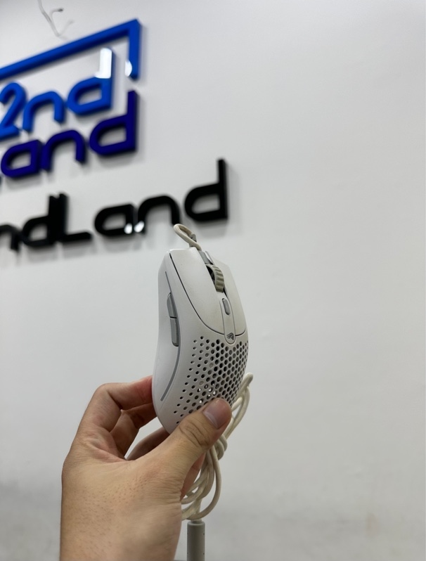 Chuột Glorious Model O Wired 2 - 1 mode : dây - Màu trắng - Ngoại hình 97% - Kèm box