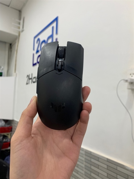 Chuột không dây Asus Tuf M4 - 2 mode 2.4G + bluetooth - Màu đen - Ngoại hình: 97% - Body