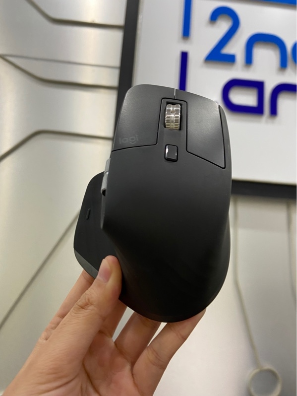 Chuột Không Dây Logitech MX Master 3 - 2 mode (Buletooth, Receiver) - Màu đen - Ngoại hình: 97% - Body