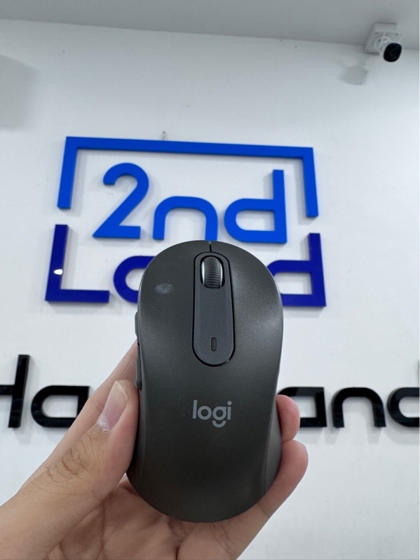 Chuột không dây Logitech Signature M650 - 2 mode - Màu xám - Ngoại hình 98% - Mặt trên mòn nhẹ, cao su đế trầy - Kèm một đầu kết nối