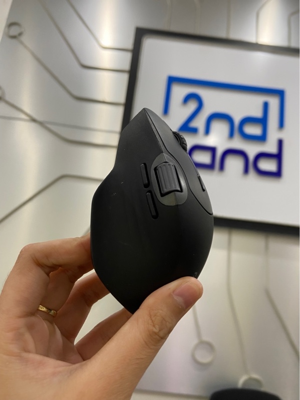 Chuột không dây Rapoo MT560 - 3 mode kết nối ( dây, receiver, bluetooth) - Màu đen - Ngoại hình: 98% - Kèm Box + receiver