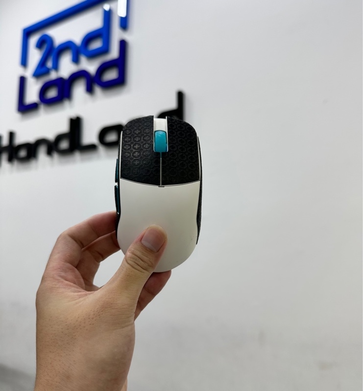 Chuột Lamzu Atlantis Mini Pro - 2 mode: Dây + 2.4GHz - Màu trắng - Ngoại hình 98% - Fullbox