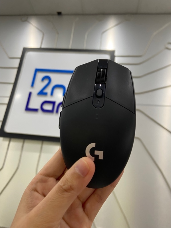 Chuột Logitech G304 - 1 mode kết nối 2.4hz - Màu đen - Ngoại hình: 97% - Kèm receiver
