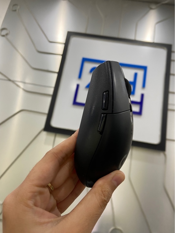 Chuột Logitech G304 - 1 mode receiver - Màu đen - Ngoại hình: 97% - Trầy xước - Body