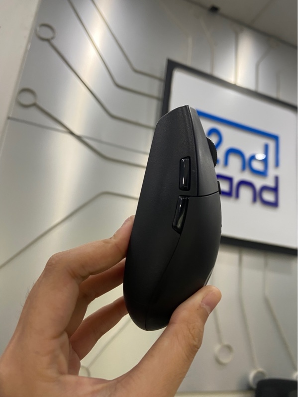 Chuột Logitech G304 Lightspeed - Xài pin2A - 1 mode kết nối receiver - Màu đen - Ngoại hình: 98% - Kèm receiver