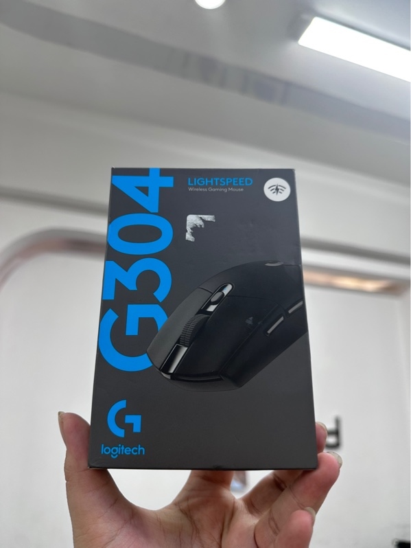 Chuột Logitech G304 - Màu đen - Newseal