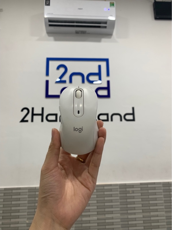 Chuột Logitech m650 - Màu trắng - Ngoại hình: 98% - Body