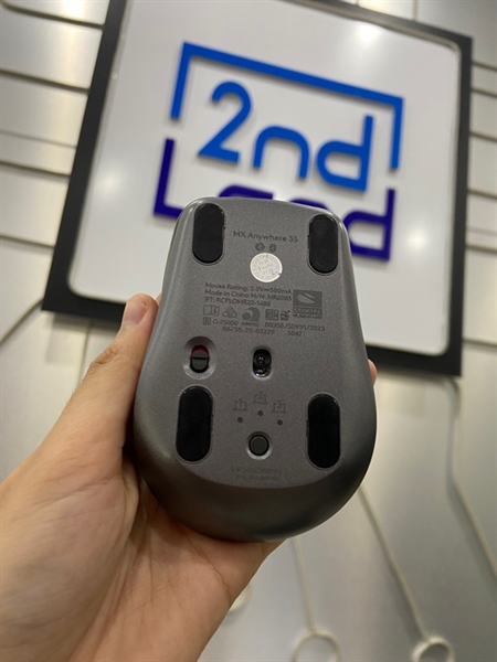 Chuột Logitech MX Anywhere 3S - 1 Mode: Bluetooth - Màu xám - Ngoại hình: 98% - Body - Kèm nguồn 2