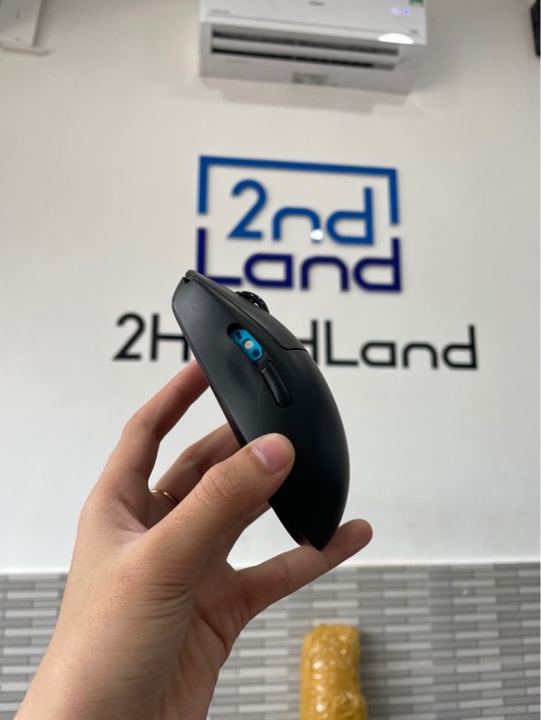 Chuột Logitech pro wireless - Màu đen - Ngoại hình: 97% - Loạn lăn, mất nút - Fullbox