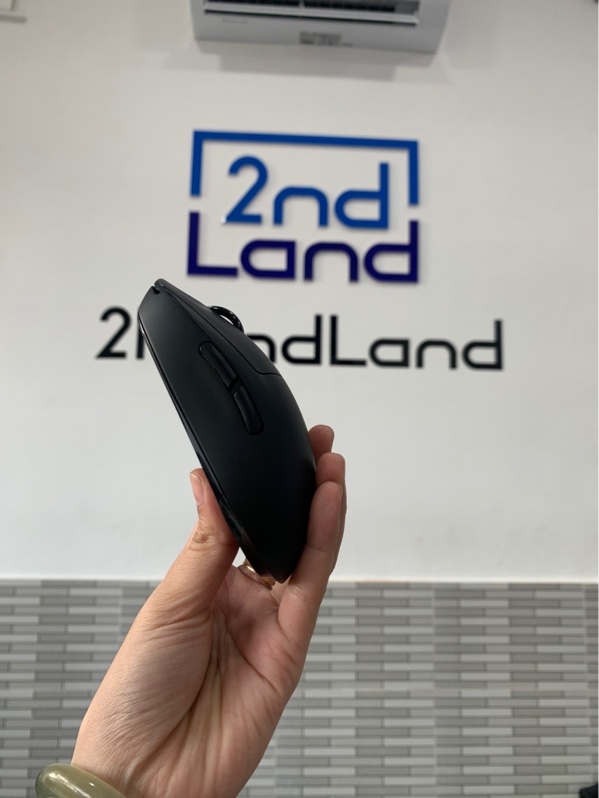 Chuột Logitech Pro Wireless - Màu đen - Ngoại hình: 98% - Loạn lăn, thiếu dây - Box
