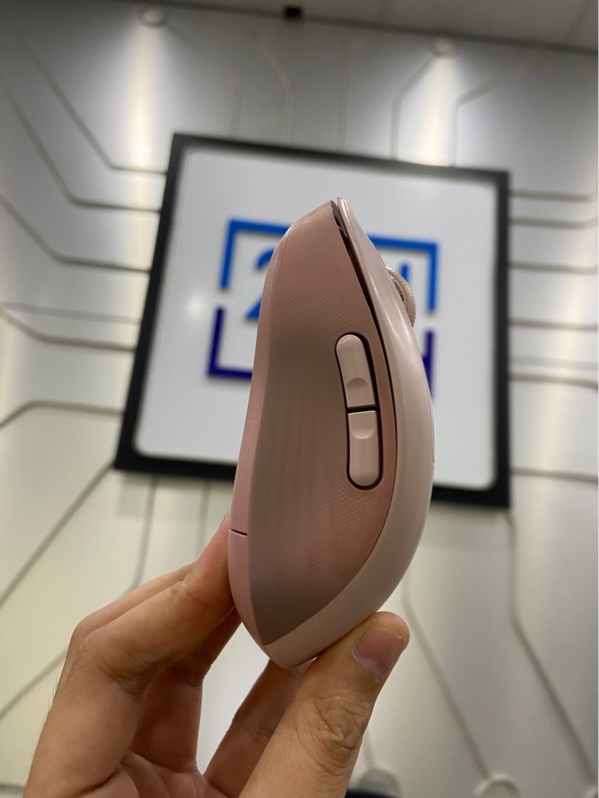 Chuột Logitech SIGNATURE M650 - 2 mode : Bluetooth /2.4 - Màu hồng - Ngoại hình: 97% - Ố đen 2 bên sườn - FullBox