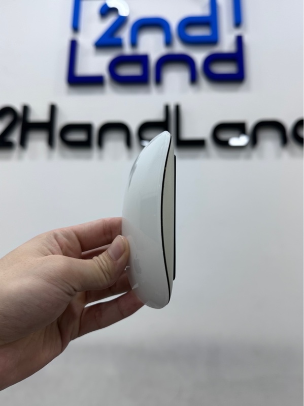 Chuột Magic Mouse 2 - Lightning - Màu trắng - Ngoại hình 97% - Dính mực, trầy cấn - Body
