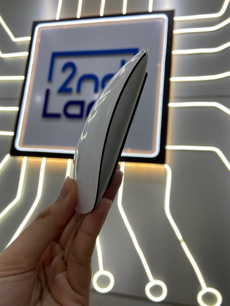 Chuột Magic Mouse 2 - Màu trắng - Ngoại hình: 97% - Kèm Box 2